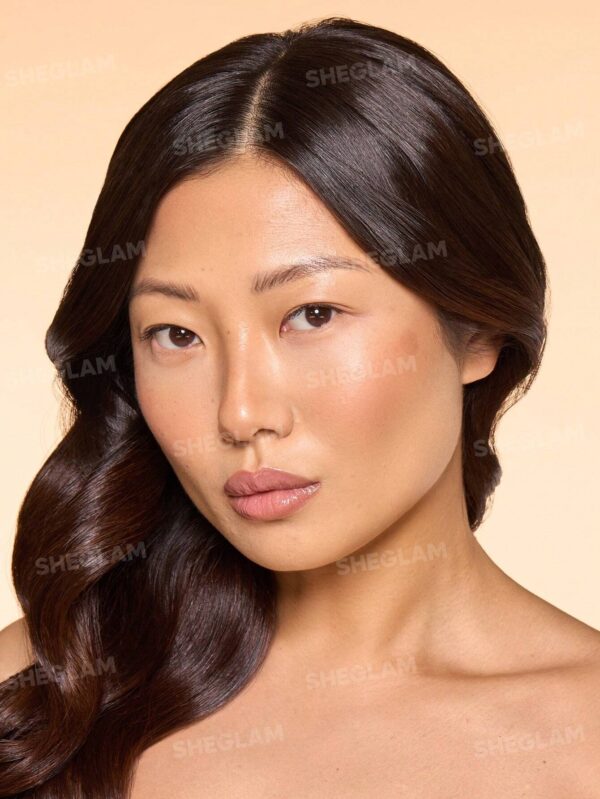 تینت پوست کرمپودری شیگلم Dew Done با SPF20 رنگ Bamboo