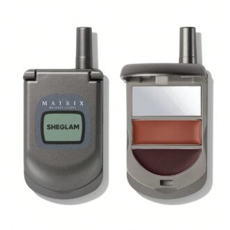 رژگونه دو رنگ شیگلم Going Digital از کالکشن ماتریکس The Matrix