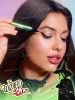 خط چشم ماژیکی شیگلم رنگ مشکی از کالکشن جادوگر شهر از Wicked Witch
