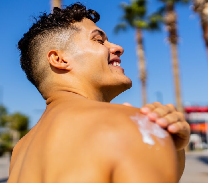 بهترین ضدآفتاب‌های مناسب آقایان؛معرفی 8 پیشنهاد از پوست چرب تا آکنه‌دار