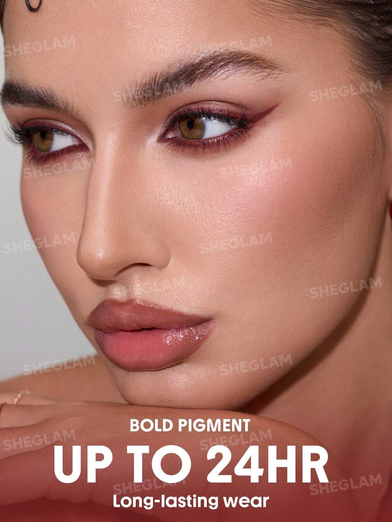 خط چشم ژلی شیگلم مدل Boldline Longwear رنگ زرشکی Burgundy 1 خط چشم ژلی شیگلم مدل Boldline Longwear رنگ زرشکی Burgundy