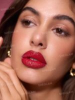 کیت رژلب گلیتری شیگلم رنگ Curtain Call