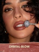 رژلب مایع گلیتری شیگلم رنگ Orbital Glow