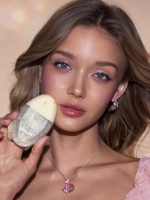 اسپری فیکس آرایش شیگلم با PDRN مدل Crystal Intentions